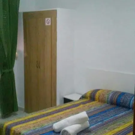 Affittacamere Pension Dona Lola Torremolinos