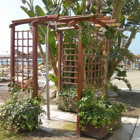 Pension Dona Lola Guest house 2*