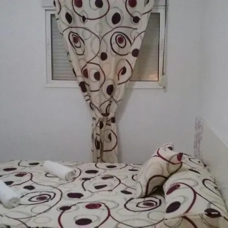 Guest house Pension Dona Lola